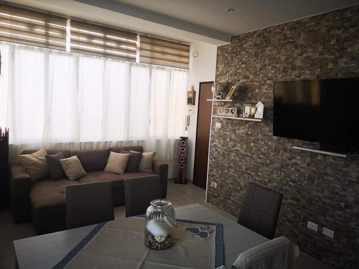 Apartament La Casetta Di Maria Santa Flavia Zewnętrze zdjęcie