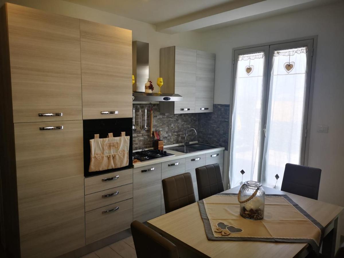 Apartament La Casetta Di Maria Santa Flavia Zewnętrze zdjęcie
