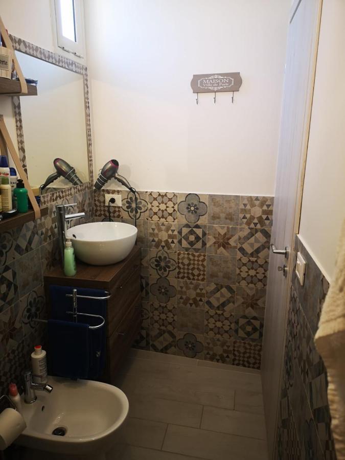 Apartament La Casetta Di Maria Santa Flavia Zewnętrze zdjęcie