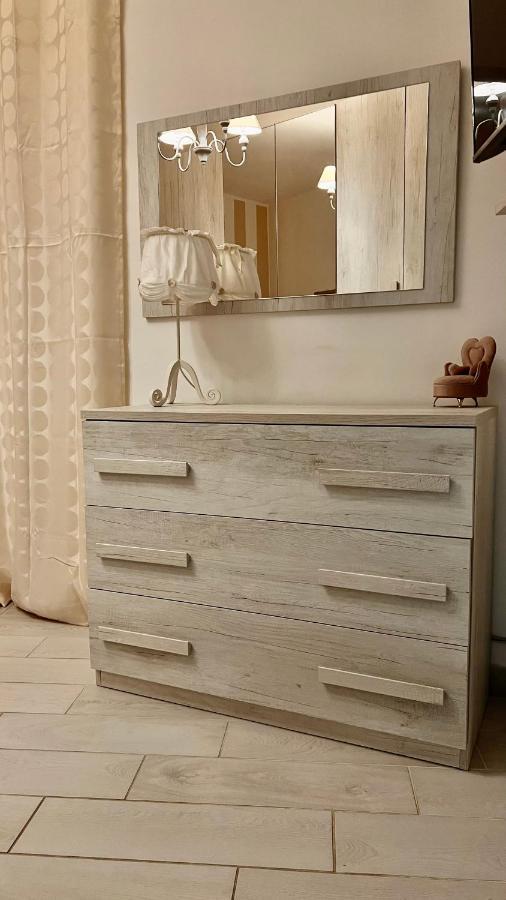 Apartament La Casetta Di Maria Santa Flavia Zewnętrze zdjęcie