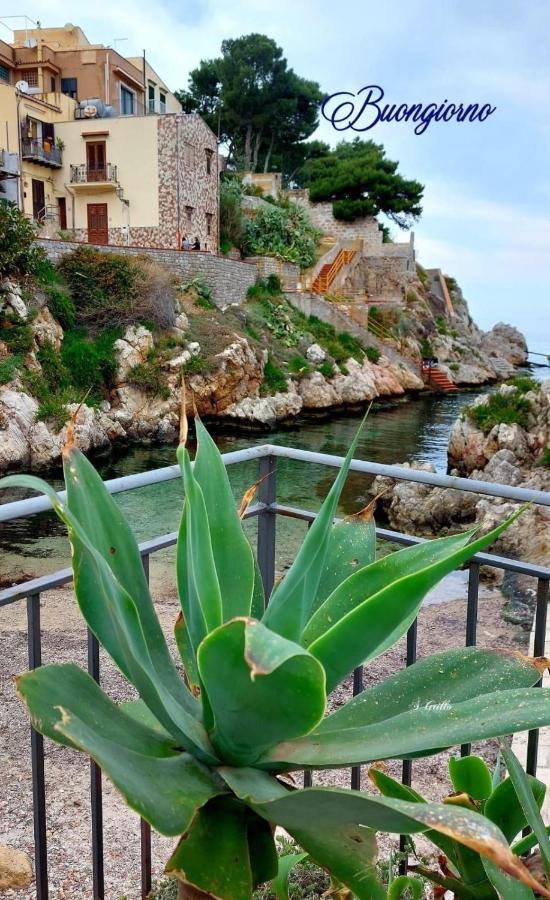 Apartament La Casetta Di Maria Santa Flavia Zewnętrze zdjęcie